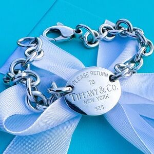 Tiffany & Co Bracelet Return to Tiffany Oval Tag